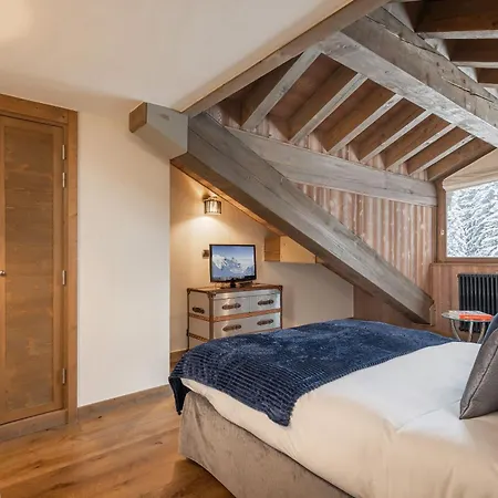 Aelora - By Emerald * Courchevel