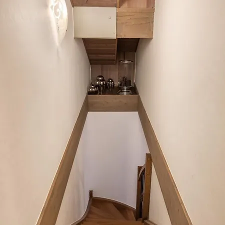 Apartment Aelora - By Emerald